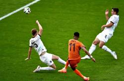 爱游戏官方-关于欧预赛：克罗地亚逼平瑞典，小组出线形势依然渺茫的信息