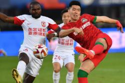 爱游戏大厅-新一轮转会期拉开序幕，球队或迎来新援的简单介绍