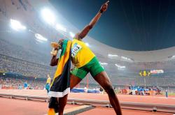 爱游戏官方-北欧风暴席卷伯纳乌，丹麦悍将末节爆发，皇马主场饮恨意甲焦点战