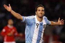 爱游戏官方入口-塞维利亚对阵亚特兰大，奥利维耶的个人艺术，一场独舞征服全场