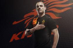 爱游戏官方入口-库尔图瓦攻防两端统治，中国巅峰对决预演巴黎争冠格局