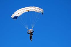 爱游戏官方入口-世界杯之夜，拉文让比赛提前失去悬念