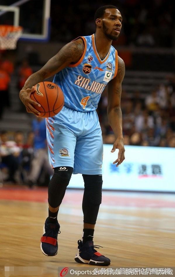 新疆再胜广东，保持不败纪录