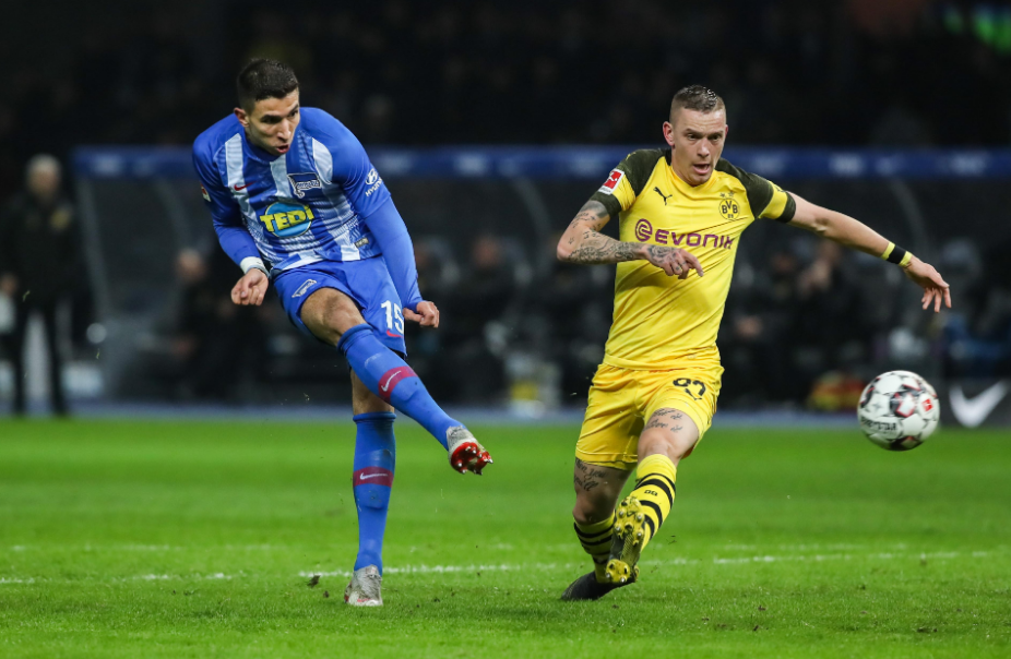 汉堡客场不敌强敌，遭遇失利