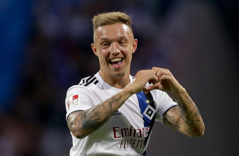 汉堡客场不敌强敌，遭遇失利