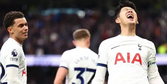 托特纳姆热刺遭遇惨败，客场失利