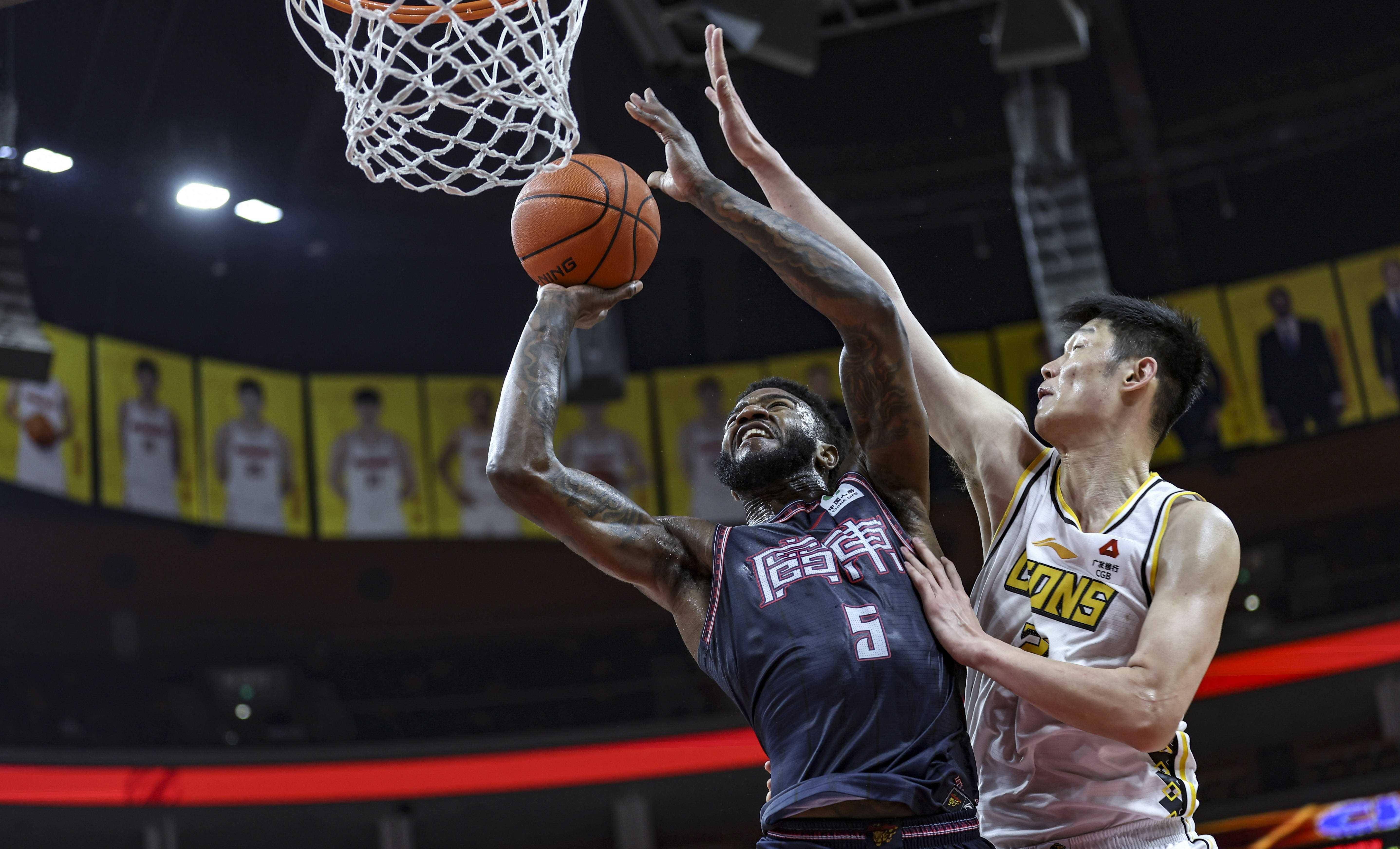 广东队强势闯进决赛,势不可挡 广东队强势闯进决赛,势不可挡