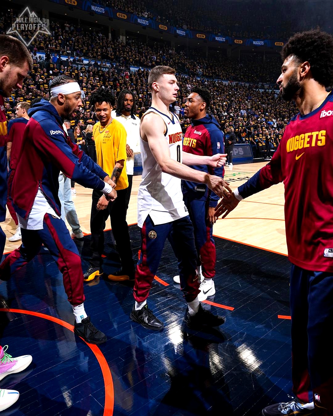 太阳队客场惨败掘金，西部半决赛战局逆转的简单介绍