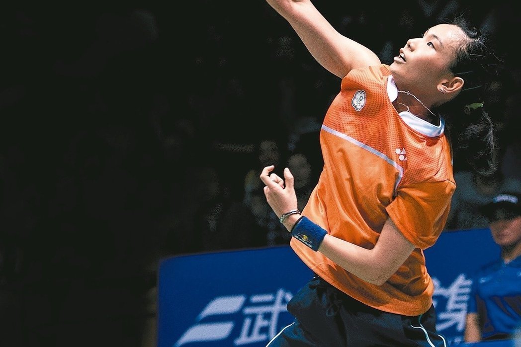 包含马来西亚羽毛球队血洗法国羽毛球队，戴资颖惊艳世界的词条