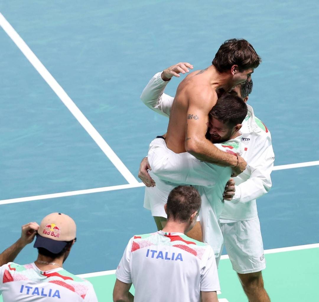 关于澳网轻取拉沃尔杯,辛纳带队取胜的信息 关于澳网轻取拉沃尔杯,辛纳带队取胜的信息